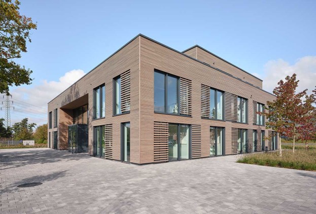 Aupers_Ingenieure_Muenster_DE_01_heroal_C-50_D-72_W-72