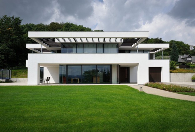 Porte-terrasse-vue extérieure-porte coulissante-maison d'architecte
